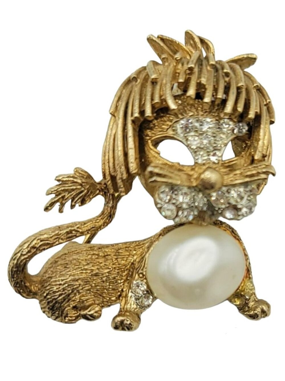 Gold Tone Faux Pearl Cat/Lion Figural Brooch Pin Signed AV